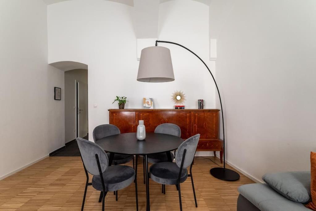 Pristine 1Br Steps From City By Hm Viena Exterior foto